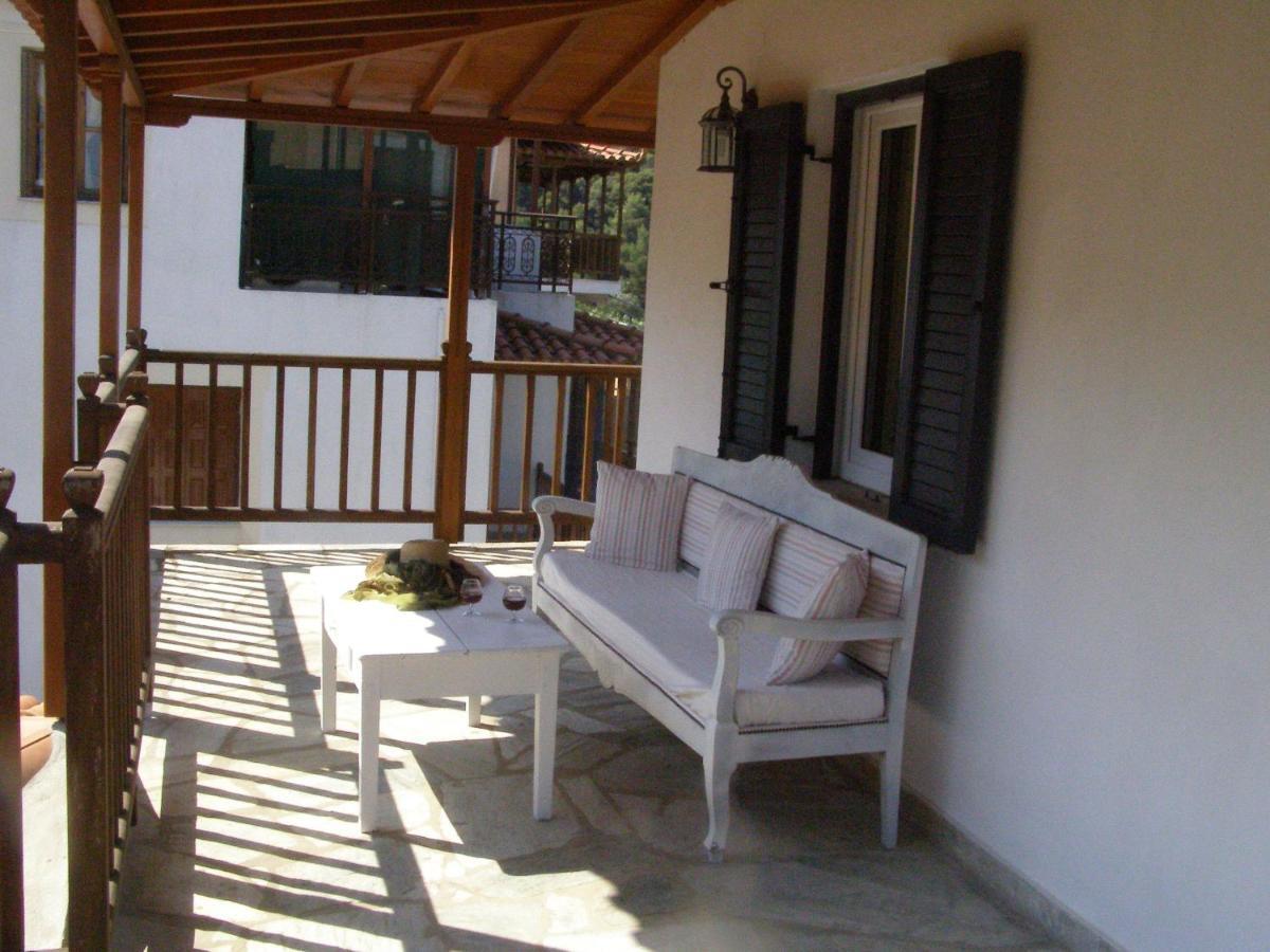 To Ktima Tis Matinas Hotel Stafylos Exterior photo